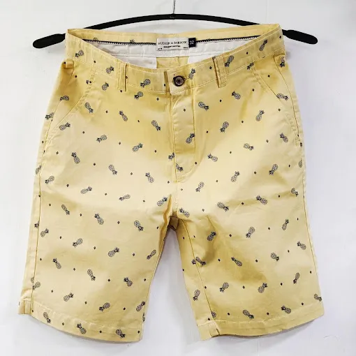 Fashion First - Garment shop